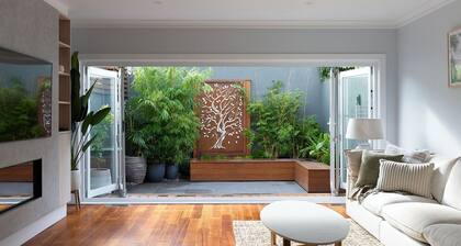 BOUTIQUE STAY - Two Plus Two