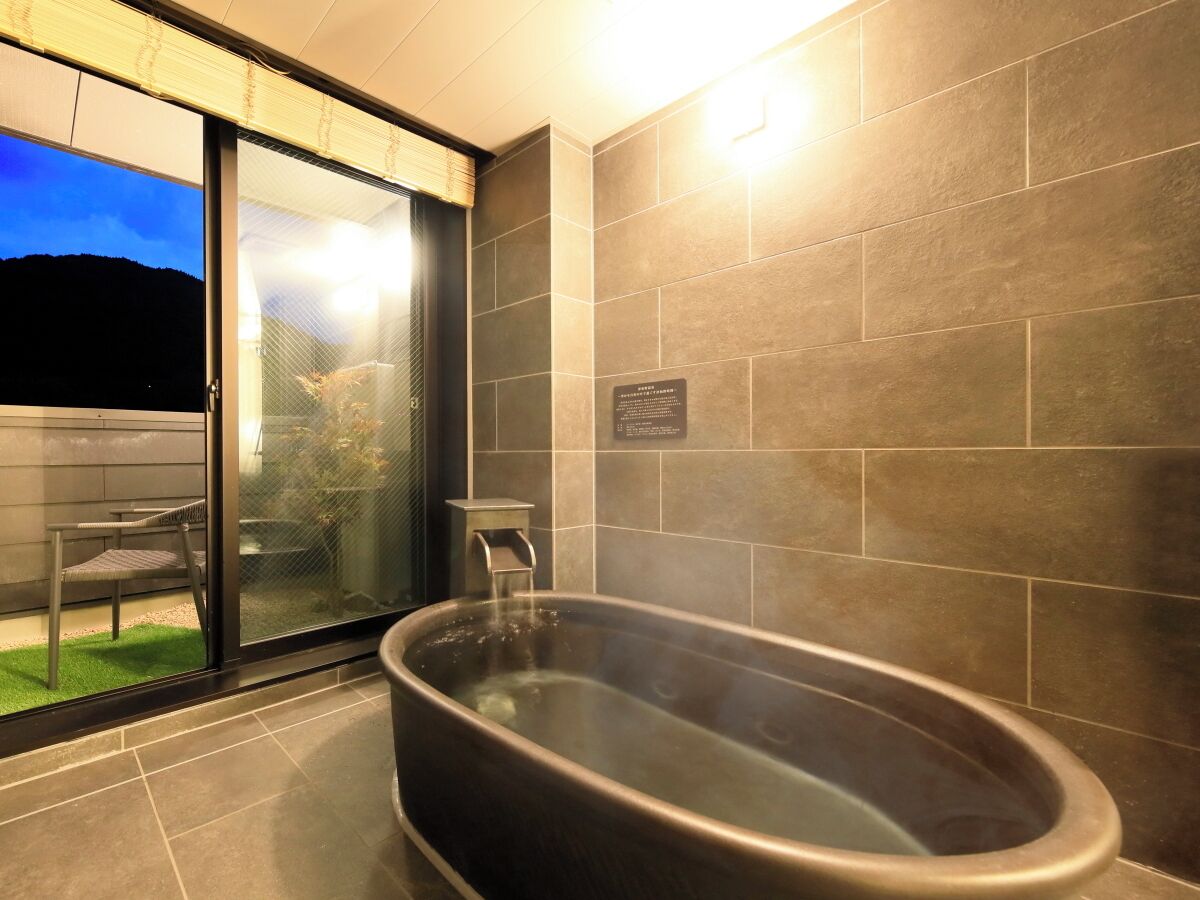 Comfort tvåbäddsrum - annex | Värdeförvaringsskåp på rummet, gratis wi-fi och sängkläder