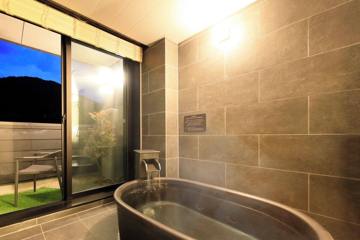 Comfort tvåbäddsrum - annex | Värdeförvaringsskåp på rummet, gratis wi-fi och sängkläder