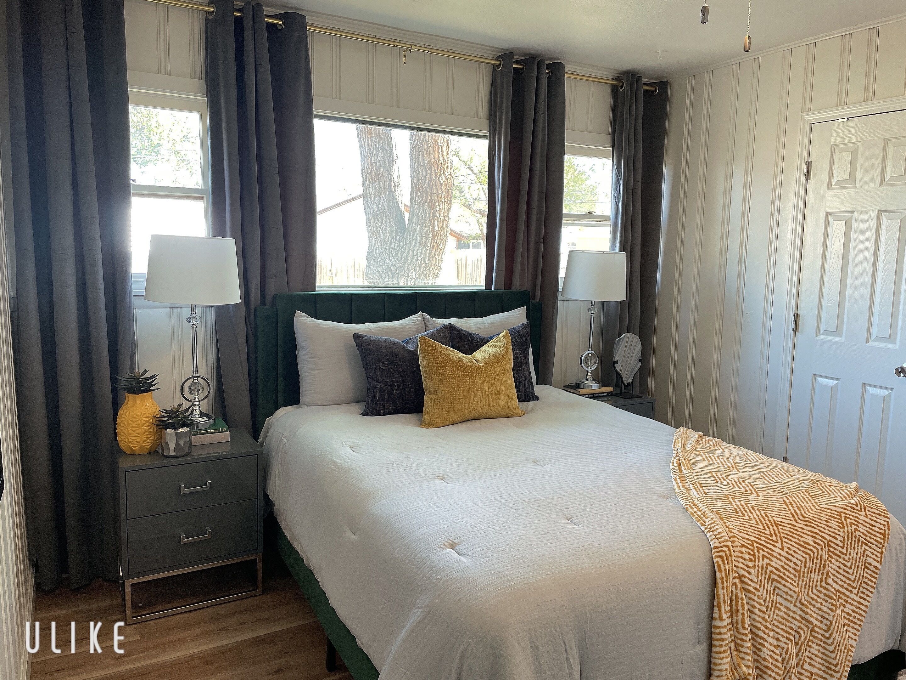 3 bedrooms, in-room safe, iron/ironing board, free WiFi