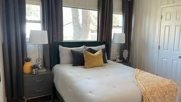 3 bedrooms, in-room safe, iron/ironing board, free WiFi