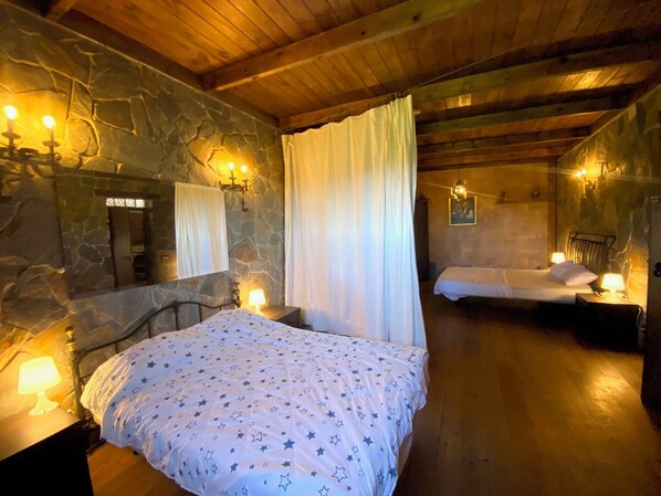 4 camere, Wi-Fi gratuito