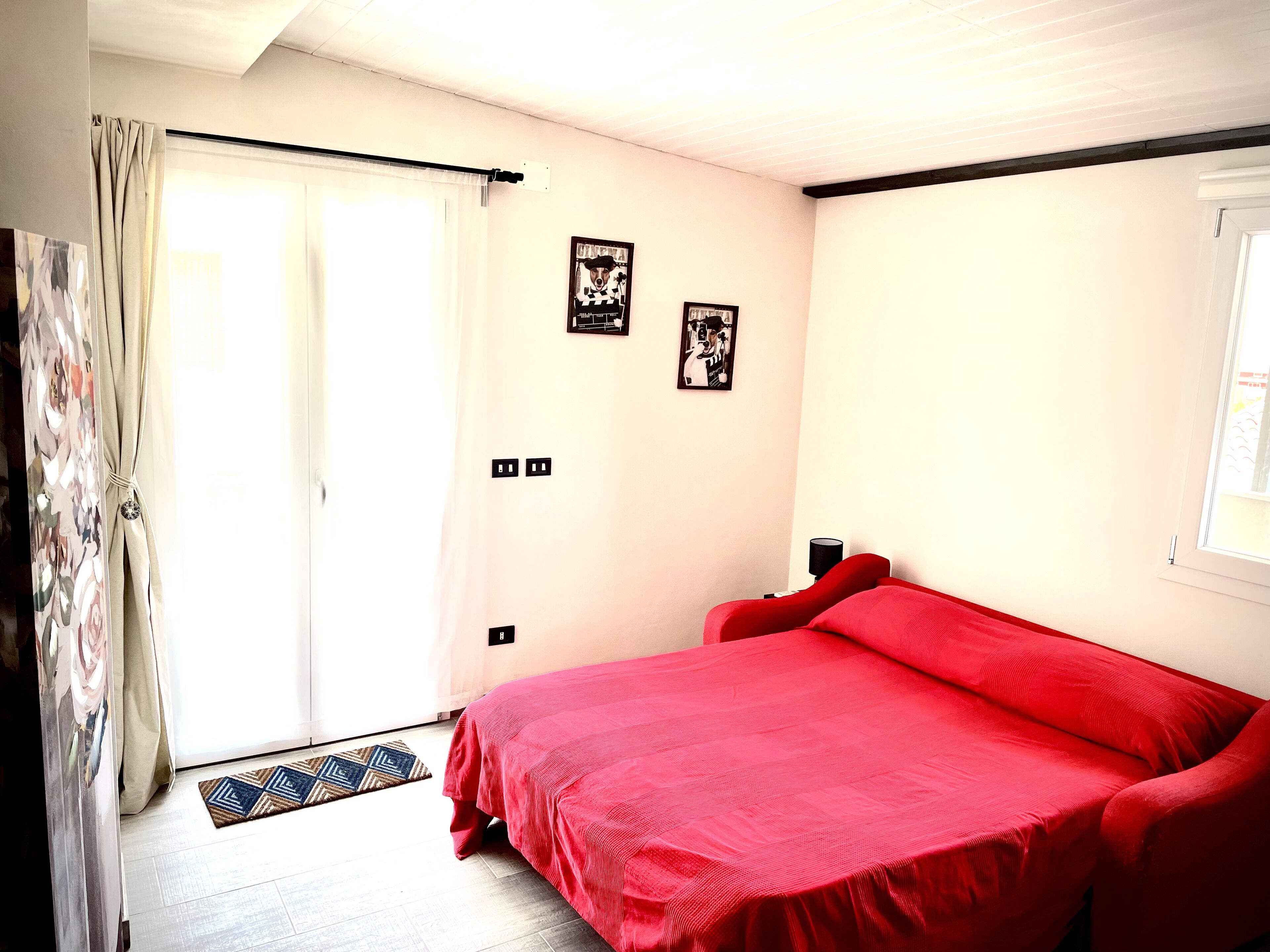 3 slaapkamers, reisbedje, wifi, beddengoed