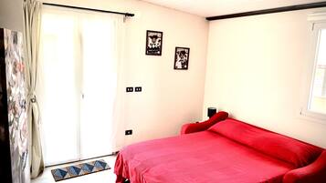 2 camere, culla da viaggio, Wi-Fi, lenzuola