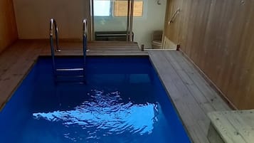 Piscine couverte, piscine chauffée