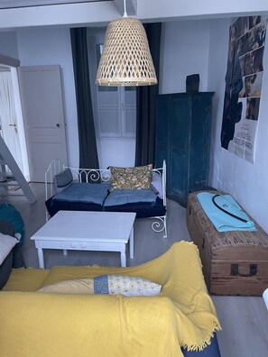 صورة غير مصنفة، 5 من 11، زرّ