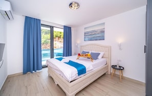 5 chambres, lit parapluie, Wi-Fi gratuit, draps fournis