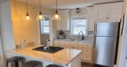 Beautifully Remodeled 2 Bdrm Condo w Ocean Views