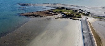 2 nd floor city center apartment