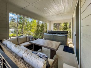 Terrasse/gårdhave