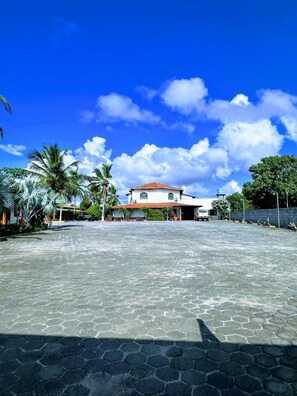 Free parking nearby - Pousada Casa Grande (Barreirinhas)