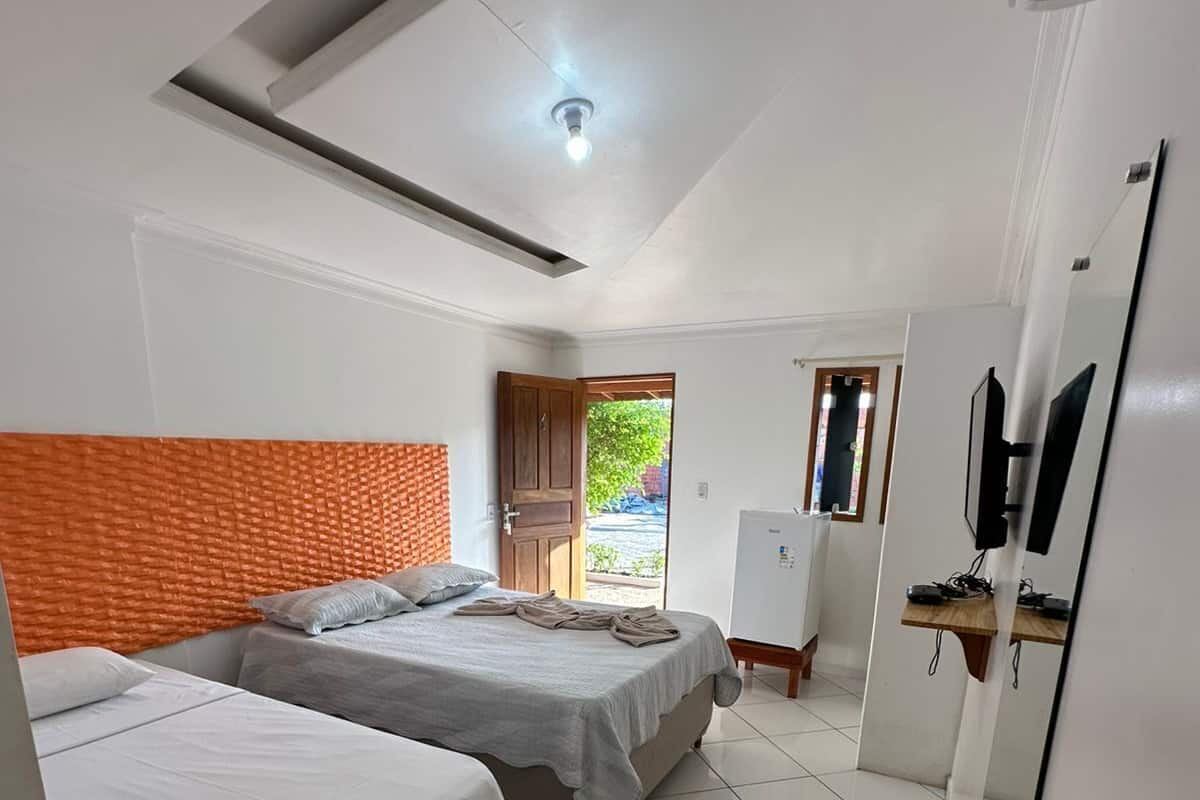 Free WiFi, bed sheets