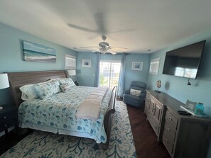 4 bedrooms, iron/ironing board, travel crib, free WiFi - Ocean & Sound Views! 4BR Sleeps 11, Elevator, Beach Steps Away (North Topsail Beach)