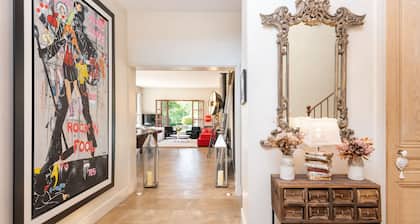 Le Mas - House with swimming pool in a privileged environment