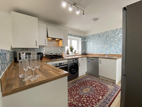 2-bed House Walking Distance to Bicester Village