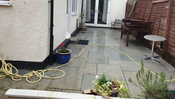 Outdoor dining - Impeccable 6-bed House in London (London)