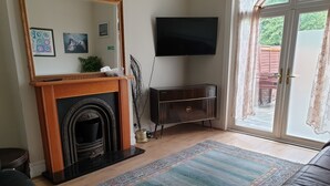 Living area - Impeccable 6-bed House in London (London)