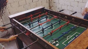Games room - SWIMMING POOL, BARBECUE, FOOTBALL FIELD  (Itapevi)