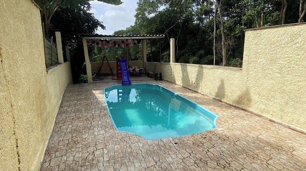 Outdoor pool - SWIMMING POOL, BARBECUE, FOOTBALL FIELD (Itapevi)