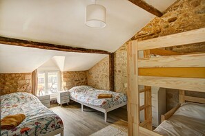 3 bedrooms, iron/ironing board, travel cot, free WiFi