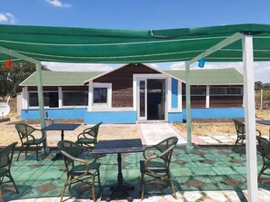 Terrace/patio - Ekom Cafe Pansiyon (Ezine)