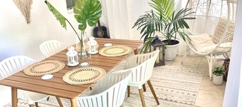 Bon Voyage - Cozy 2 - bedroom residential home
