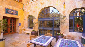 Bagian depan properti