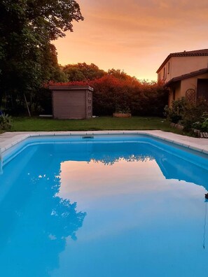 Outdoor pool - Villa facing the International Piano Festival 13640 (La Roque-d'Anthéron)