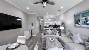 House, Multiple Beds, Lanai, Golf View | Living area | 42-inch TV with cable channels - 72 Vantage Pointe (Miramar Beach)