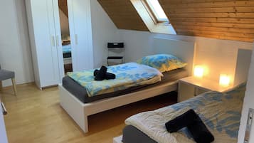 4 Schlafzimmer, Bügeleisen/Bügelbrett, Reisekinderbett, kostenloses WLAN