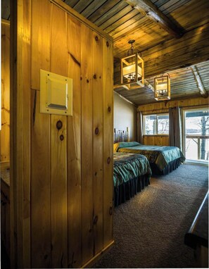 1 soverom, strykejern/-brett, wi-fi (inkludert) og sengetøy