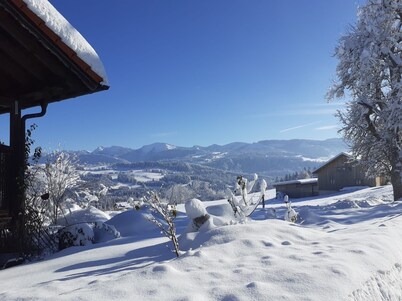 lovely holiday flat, beautiful surrounding at all seasons