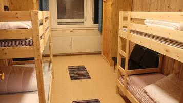 1 bedroom, iron/ironing board, travel cot