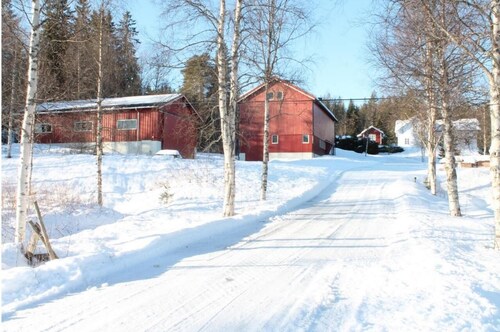 Peaceful holiday apartment on a small farm, Tørberget in Trysil