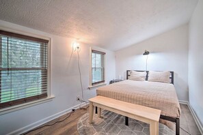 3 Schlafzimmer, Schreibtisch, Bügeleisen/Bügelbrett, Reisekinderbett