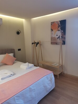 Economy-Doppelzimmer, 2 Queen-Betten