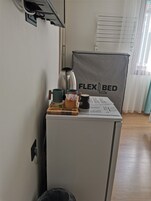 Egyptian cotton sheets, premium bedding, Select Comfort beds, free WiFi