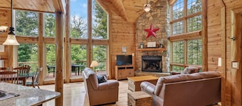 River Woods Retreat: Hot Tub, Hikes, 2 Fireplaces, EV