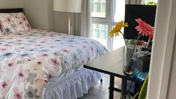 1 bedroom, desk, travel crib, free WiFi