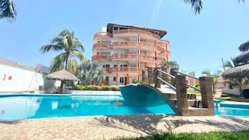 Utomhuspool