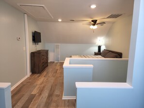 1 bedroom, free WiFi, bed sheets - Harrison Hotel Unit H
Pet Friendly
2nd Story (Murrells Inlet)