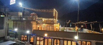 Indus Lodges Gilgit