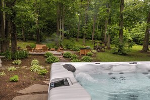 Bain à remous extérieur