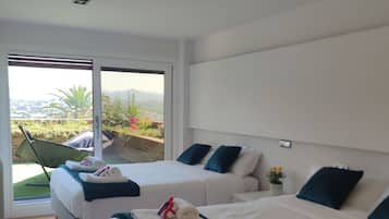 5 habitaciones, caja de seguridad en la habitación y escritorio