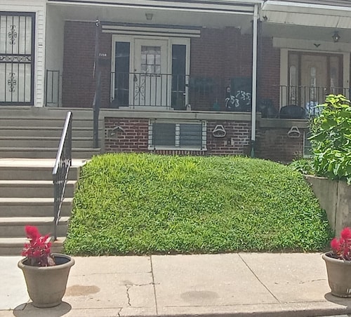 Beautiful Southwest Philly townhouse