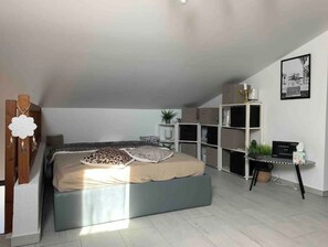 3 habitaciones, cuna de viaje y wifi 