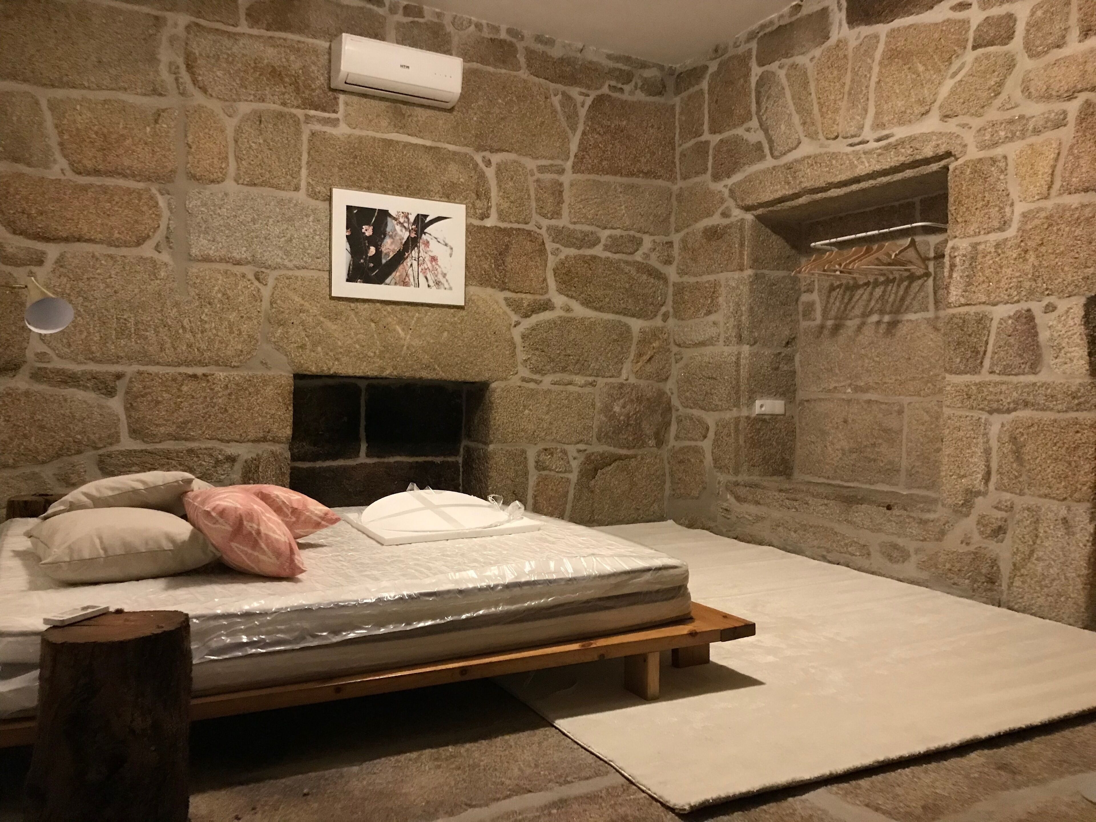 Habitación estándar | Wifi gratis y ropa de cama 