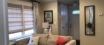 Studio apartment w/easy access to/fm I-20, 77