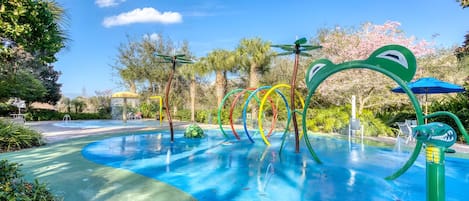 Piscina all'aperto, una piscina riscaldata