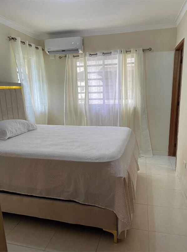 2 chambres, accès au Wi-Fi (inclus)